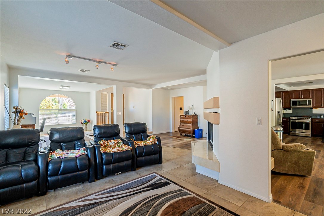 265 Via Malorca Street Henderson, NV 89074 - Photo 72 of 87