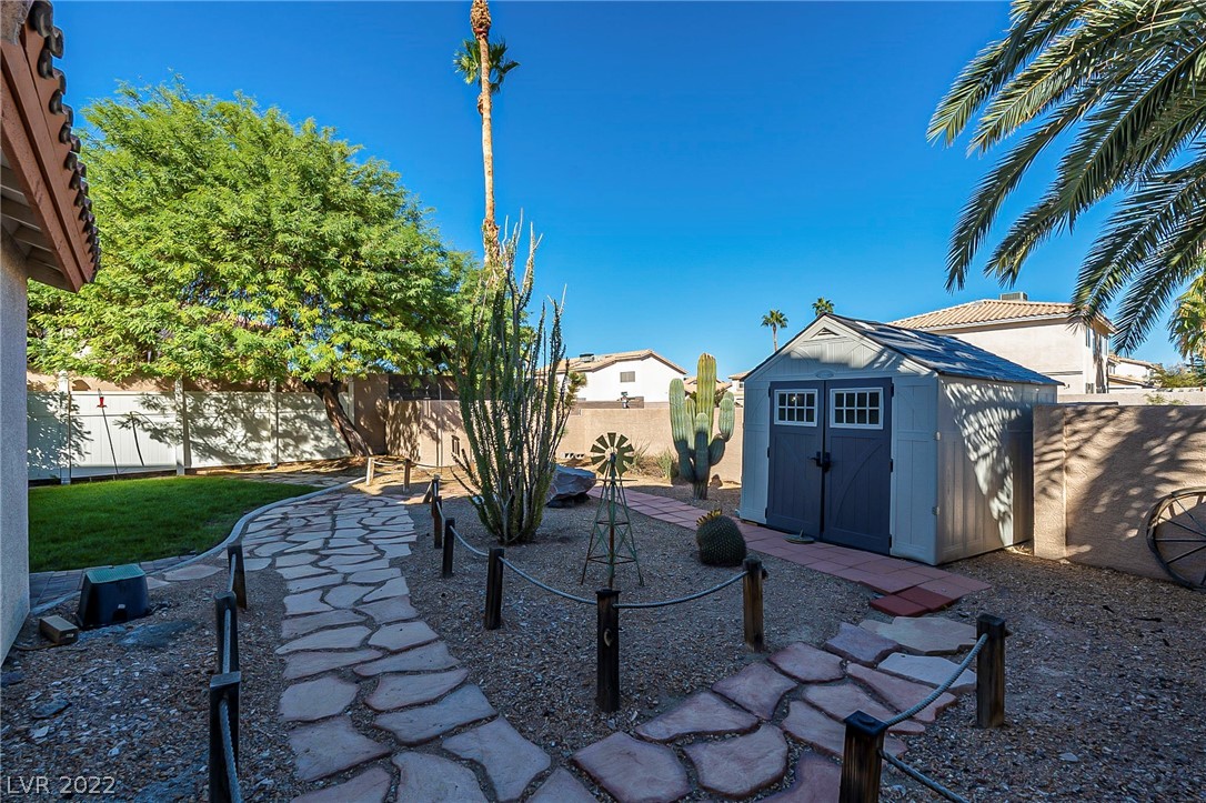 265 Via Malorca Street Henderson, NV 89074 - Photo 75 of 87