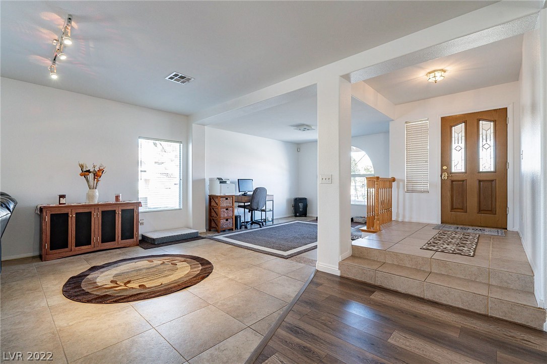 265 Via Malorca Street Henderson, NV 89074 - Photo 9 of 87