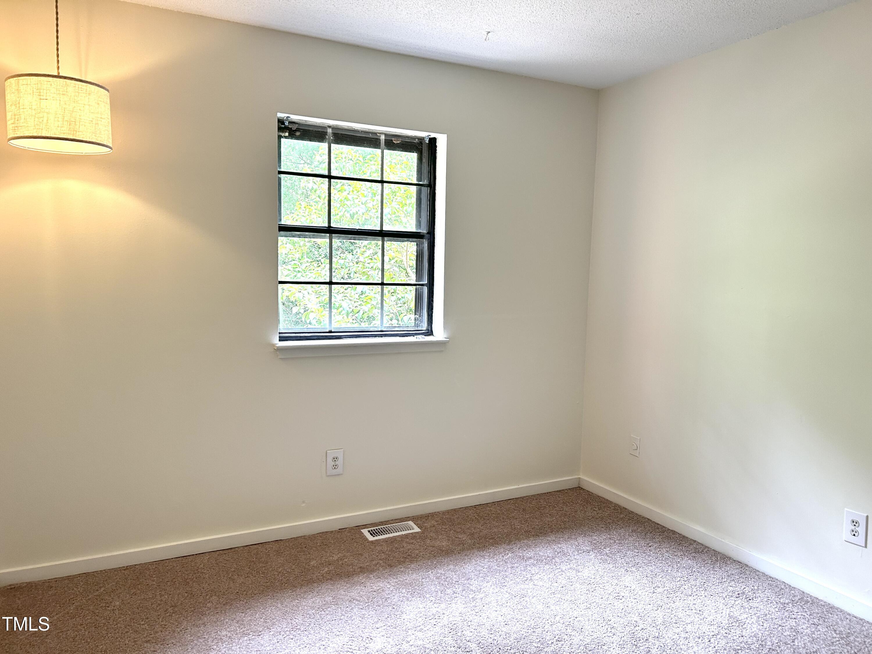 5804 Nottoway Court, Unit G Raleigh, NC 27609 - Photo 32 of 37 bed32