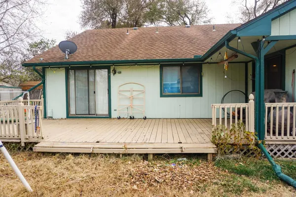 $164,000 | 626 North Oak Forest Lane, Derby, KS 67037