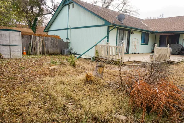 $164,000 | 626 North Oak Forest Lane, Derby, KS 67037