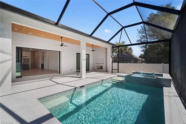 a view of outdoor space