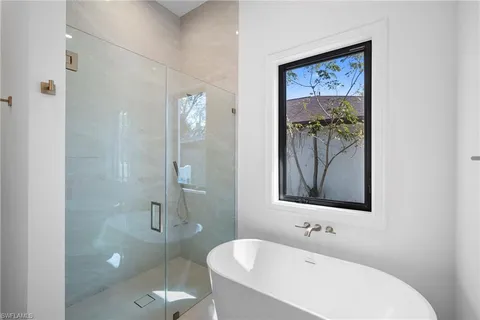 $2,049,000 | 786 107th Avenue North, Naples, FL 34108