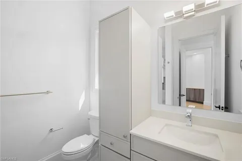 $2,049,000 | 786 107th Avenue North, Naples, FL 34108