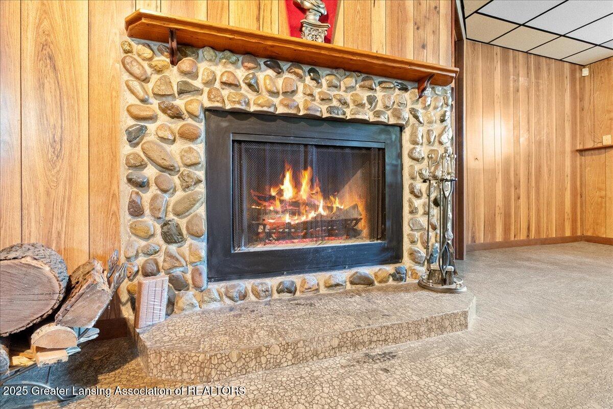 2656 Gilbert Road Lansing, MI 48911 - Photo 18 of 32 31-Media Jett - 26