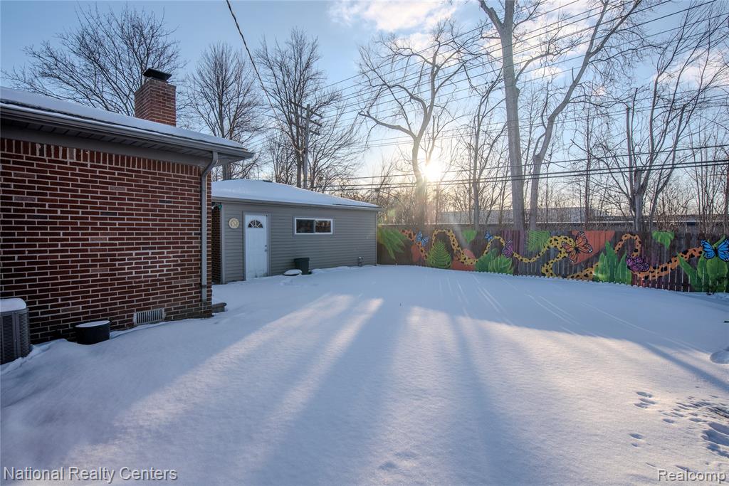 32653 Beacon Lane Fraser, MI 48026 - Photo 26 of 28