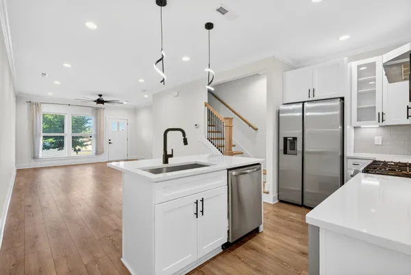 $2,995 | 413 Lellyett Street, Nashville, TN 37209