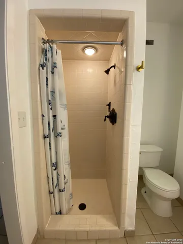 $1,725 | 611 Oblate Drive, San Antonio, TX 78216