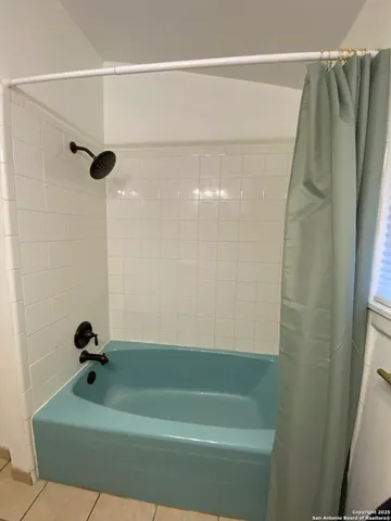 $1,725 | 611 Oblate Drive, San Antonio, TX 78216