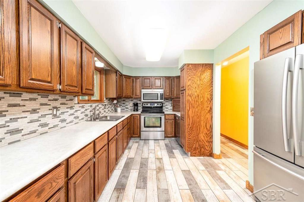1548 West Prairie Road Midland, MI 48640 - Photo 12 of 43