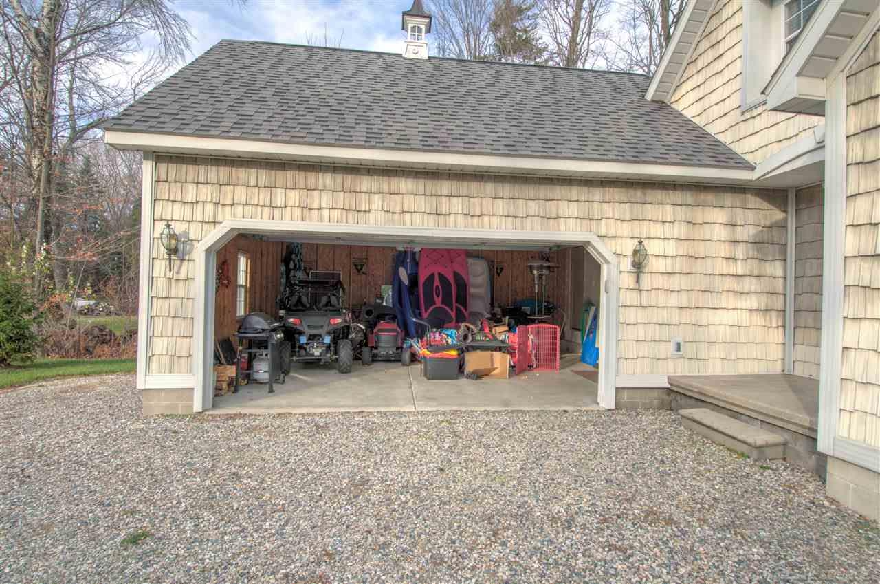 5040 Lakeshore Road Deckerville, MI 48427 - Photo 14 of 17 2.5 garage 25x23