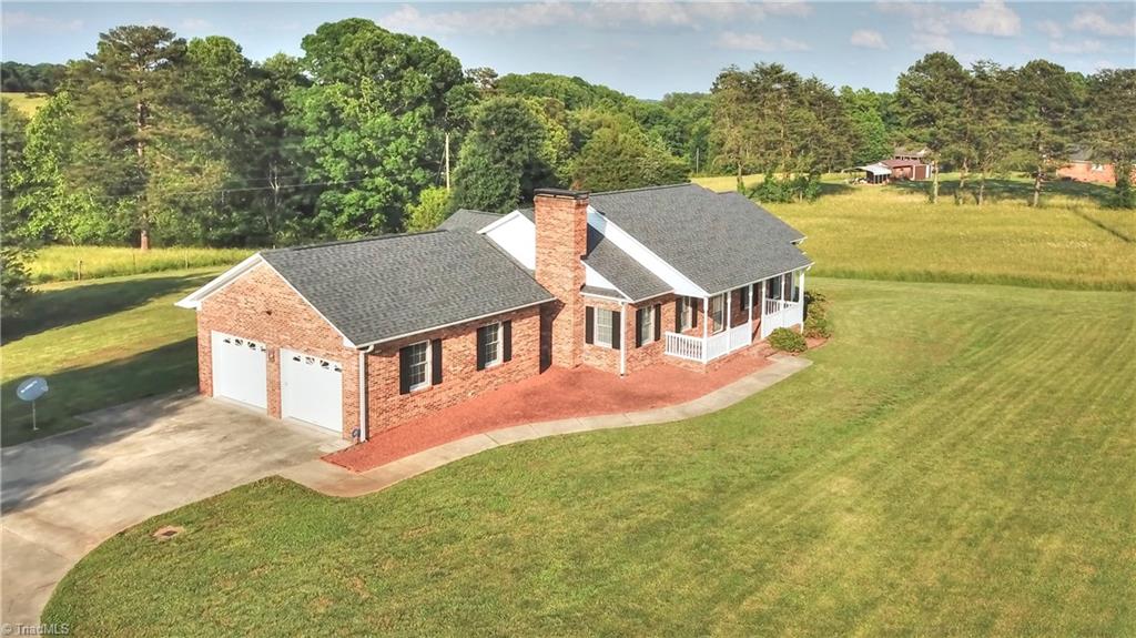 2380 Tuttle Road Walnut Cove, NC 27052 - Photo 2 of 20 Gallery Image 2