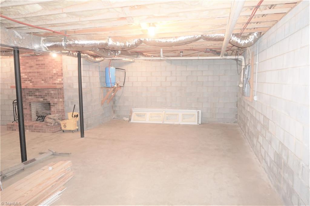 2380 Tuttle Road Walnut Cove, NC 27052 - Photo 19 of 20 Gallery Image 19