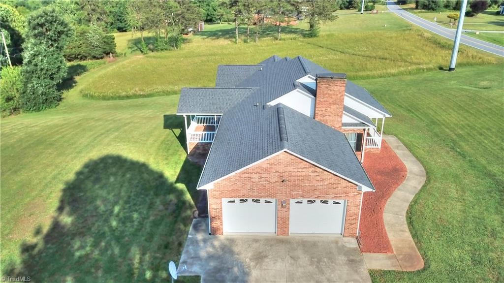 2380 Tuttle Road Walnut Cove, NC 27052 - Photo 3 of 20 Gallery Image 3