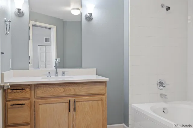 $1,550 | 3890 South Dayton Street, Unit 105, Aurora, CO 80014