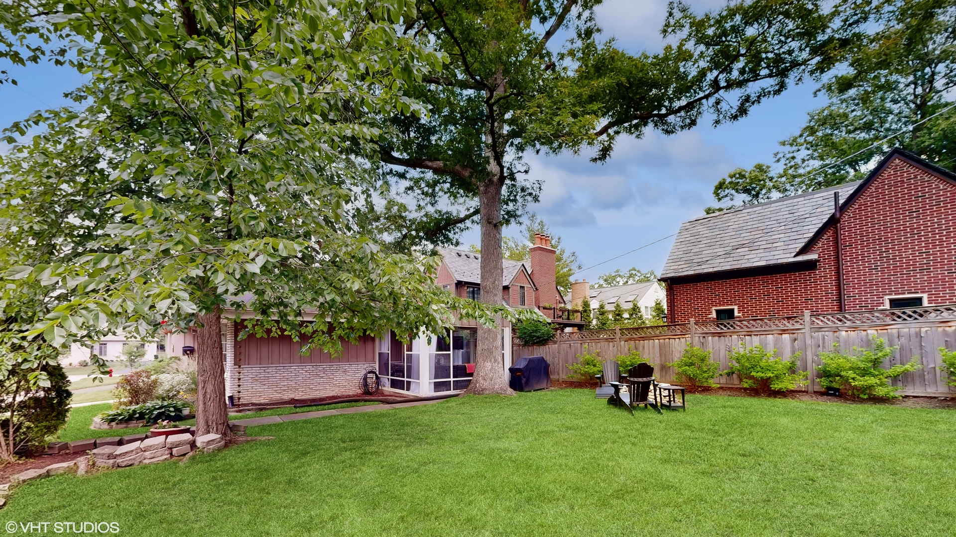 15 Winston Road Lake Forest, IL 60045 - Photo 19 of 26 an outdoor space with garden view