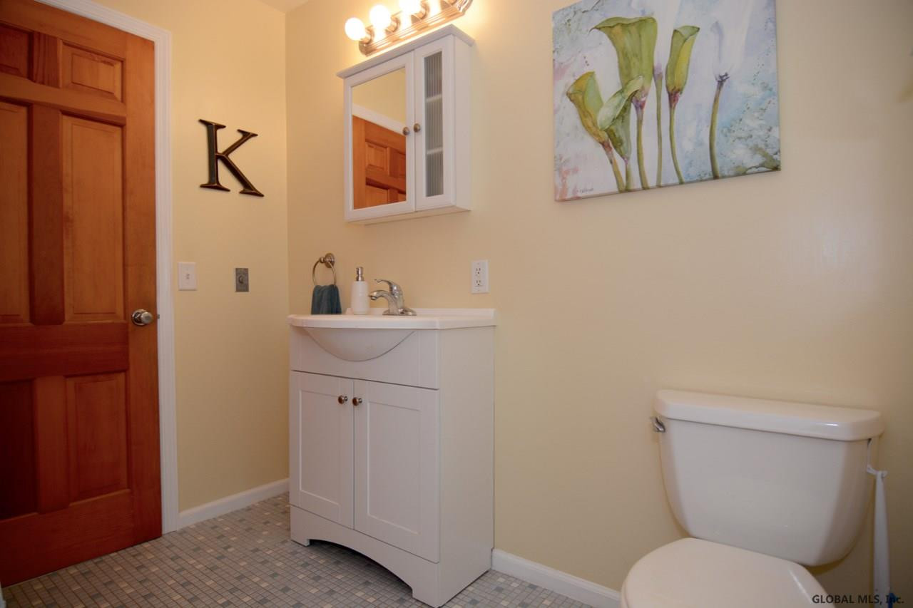 54 Pheasant Ridge Drive Colonie, NY 12211 - Photo 15 of 25 Photo 15
