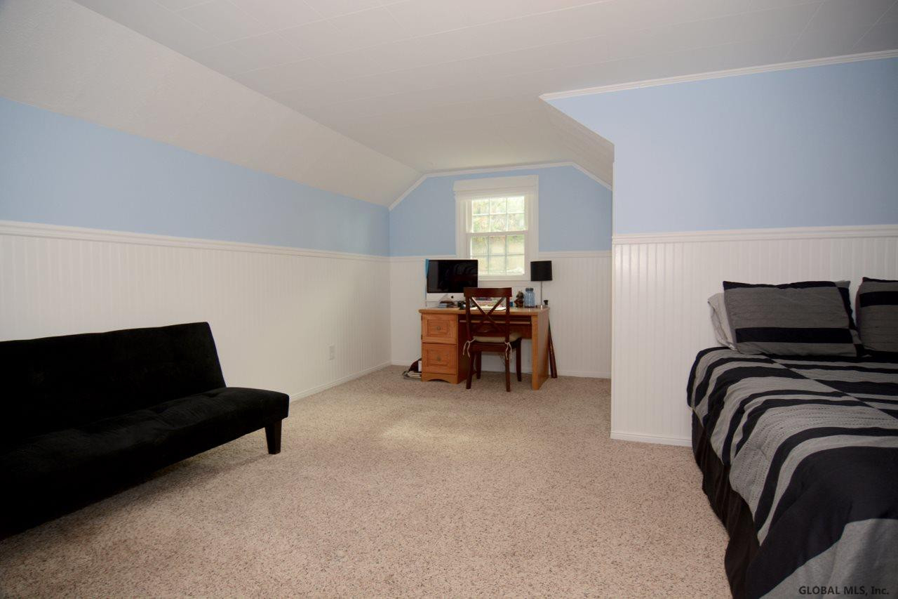 54 Pheasant Ridge Drive Colonie, NY 12211 - Photo 18 of 25 Photo 18