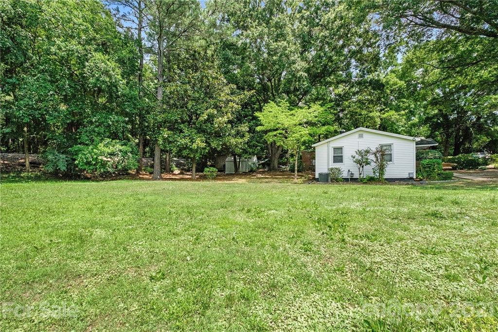 8619 Pence Road Charlotte, NC 28215 - Photo 9 of 10 Gallery Image 9