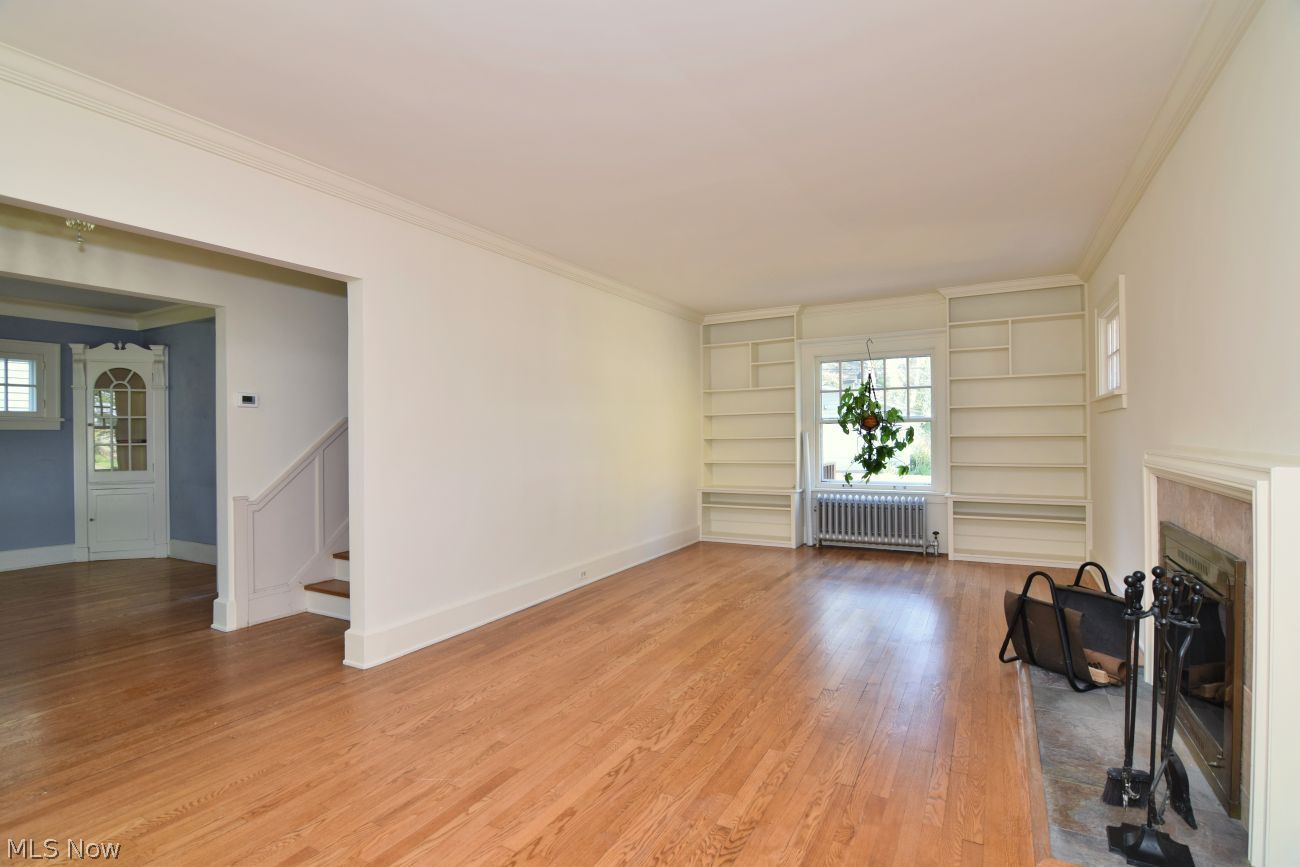 2970 Coleridge Road Cleveland Heights, OH 44118 - Photo 3 of 43 Living Room