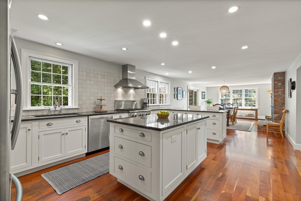 841 Concord Road Sudbury, MA 01776 - Photo 11 of 42 Gallery Image 11