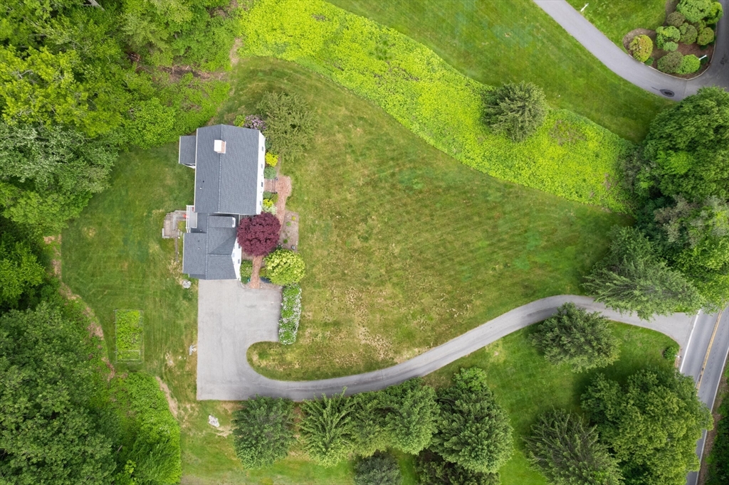 841 Concord Road Sudbury, MA 01776 - Photo 3 of 42 Gallery Image 3
