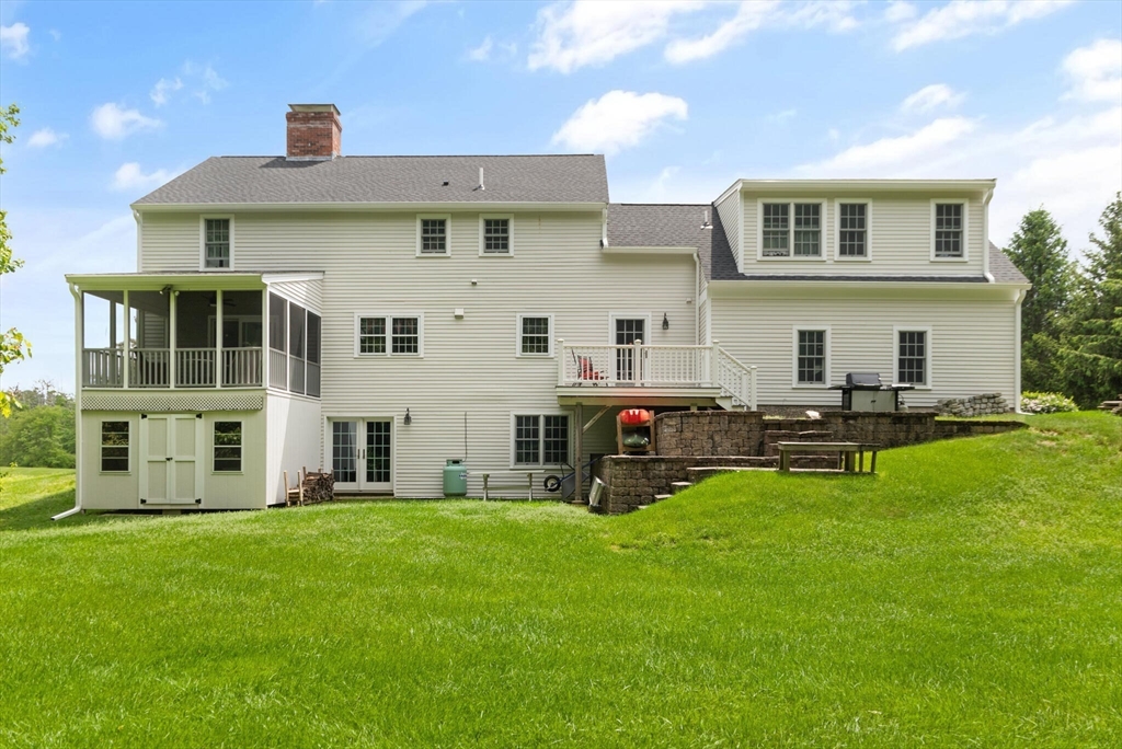 841 Concord Road Sudbury, MA 01776 - Photo 4 of 42 Gallery Image 4