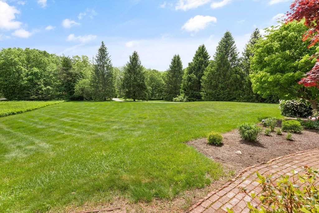 841 Concord Road Sudbury, MA 01776 - Photo 9 of 42 Gallery Image 9