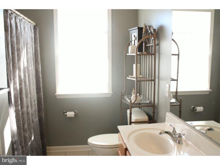 3122 Fast Landing Road Dover, DE 19901 - Photo 8 of 14 Bathroom