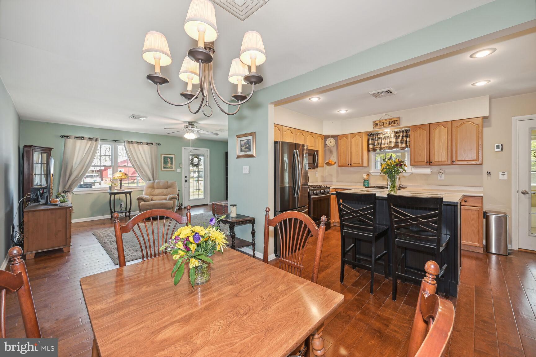 205 Elmtowne Boulevard Hammonton, NJ 08037 - Photo 11 of 25