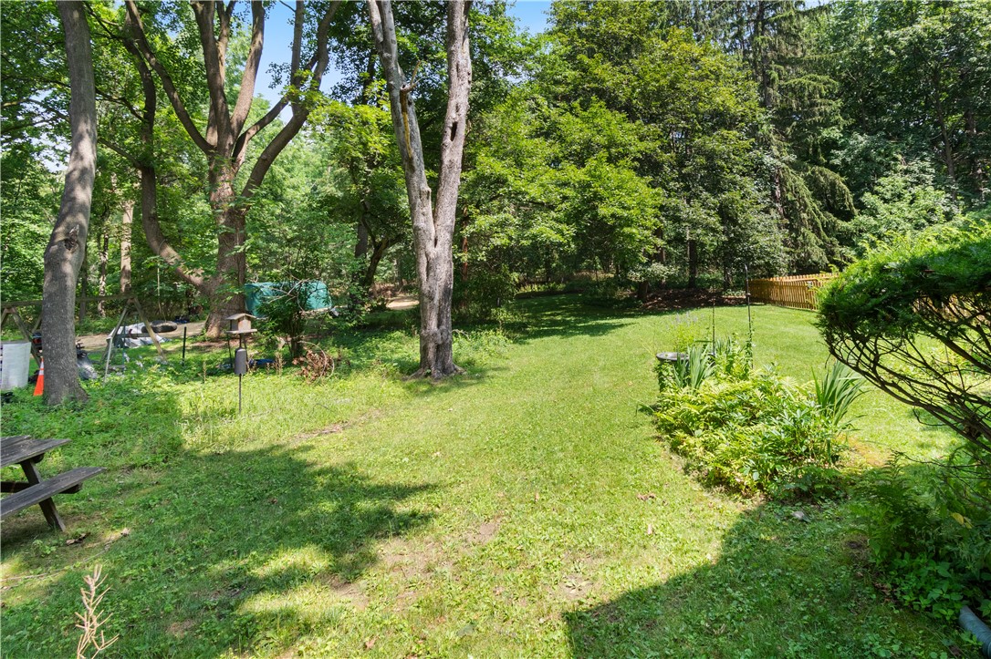 16 South Landing Road Brighton, NY 14610 - Photo 5 of 28