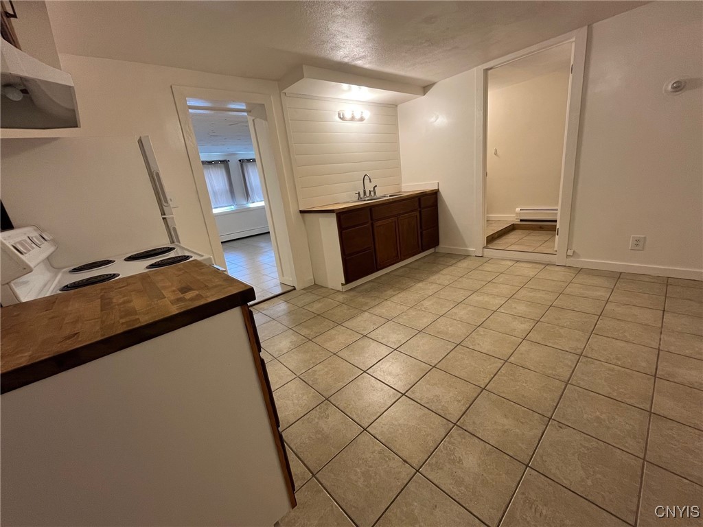 4 Gunther Road Central Square, NY 13036 - Photo 35 of 50 In-Law Apt Kitchen