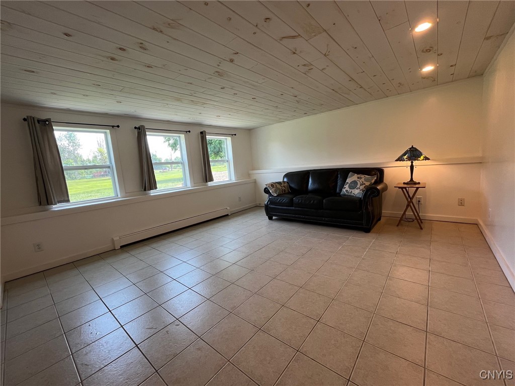 4 Gunther Road Central Square, NY 13036 - Photo 36 of 50 In-Law Apt Living room