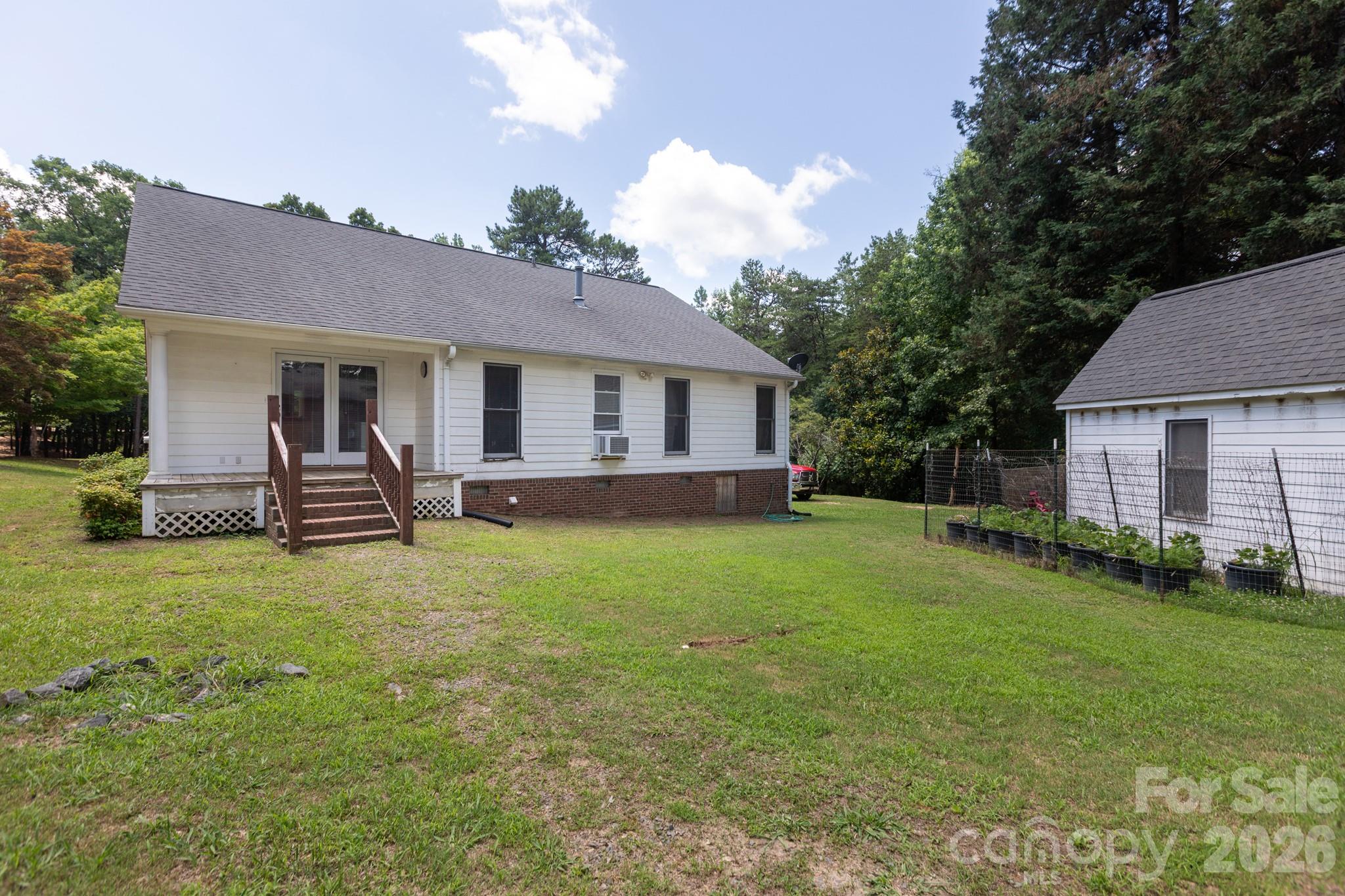 15224 Thomas Road Charlotte, NC 28278 - Photo 25 of 42