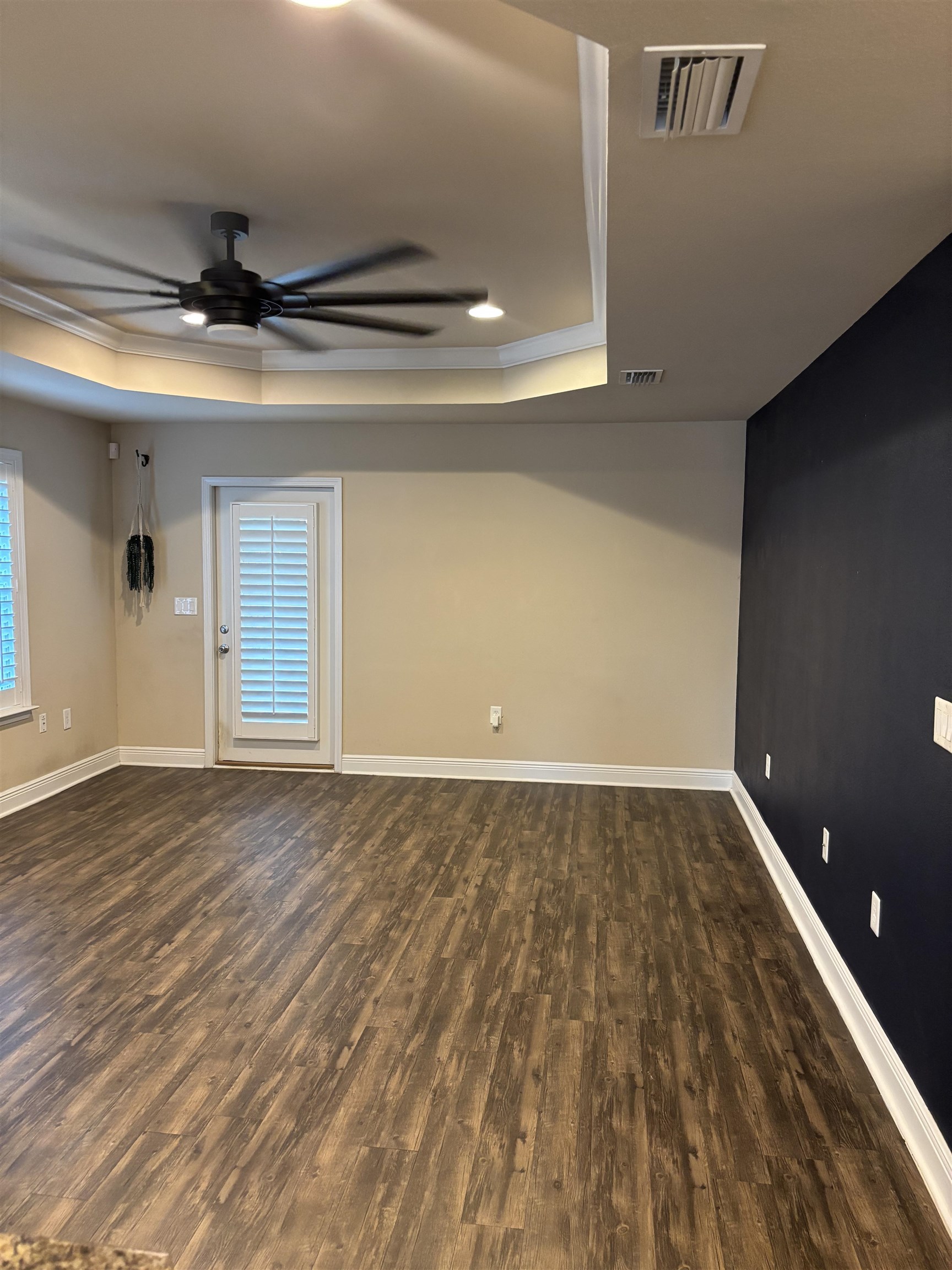 16141 Trace Drive Loxley, AL 36551 - Photo 9 of 26 Living Room