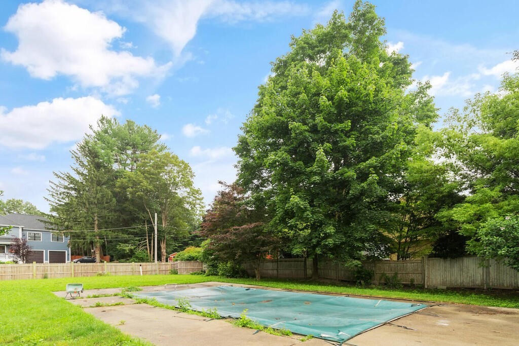 16 Keniston Road Lynnfield, MA 01940 - Photo 27 of 30 Gallery Image 27