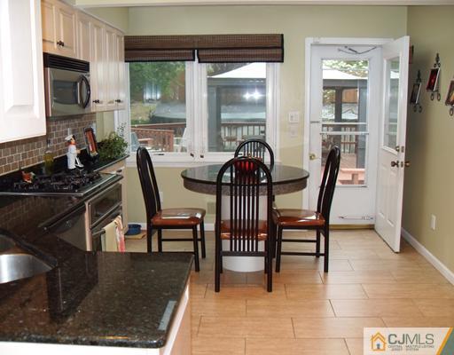 10 Queens Road East Brunswick, NJ 08816 - Photo 5 of 21 Gallery Image 5