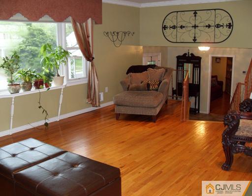 10 Queens Road East Brunswick, NJ 08816 - Photo 8 of 21 Gallery Image 8