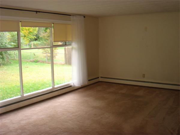 40 Karen Road Framingham, MA 01701 - Photo 4 of 15 Gallery Image 4