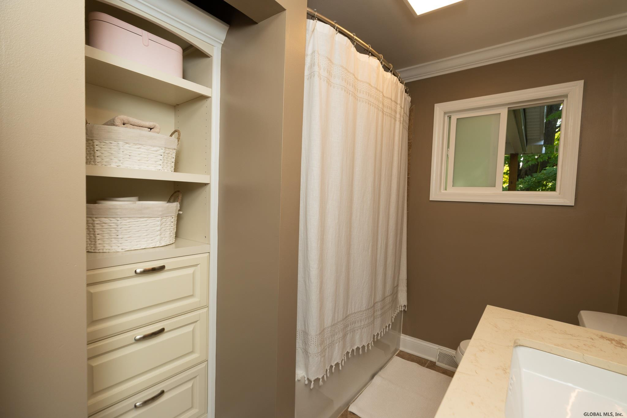 32 Eberle Road Colonie, NY 12110 - Photo 24 of 41 Photo 24