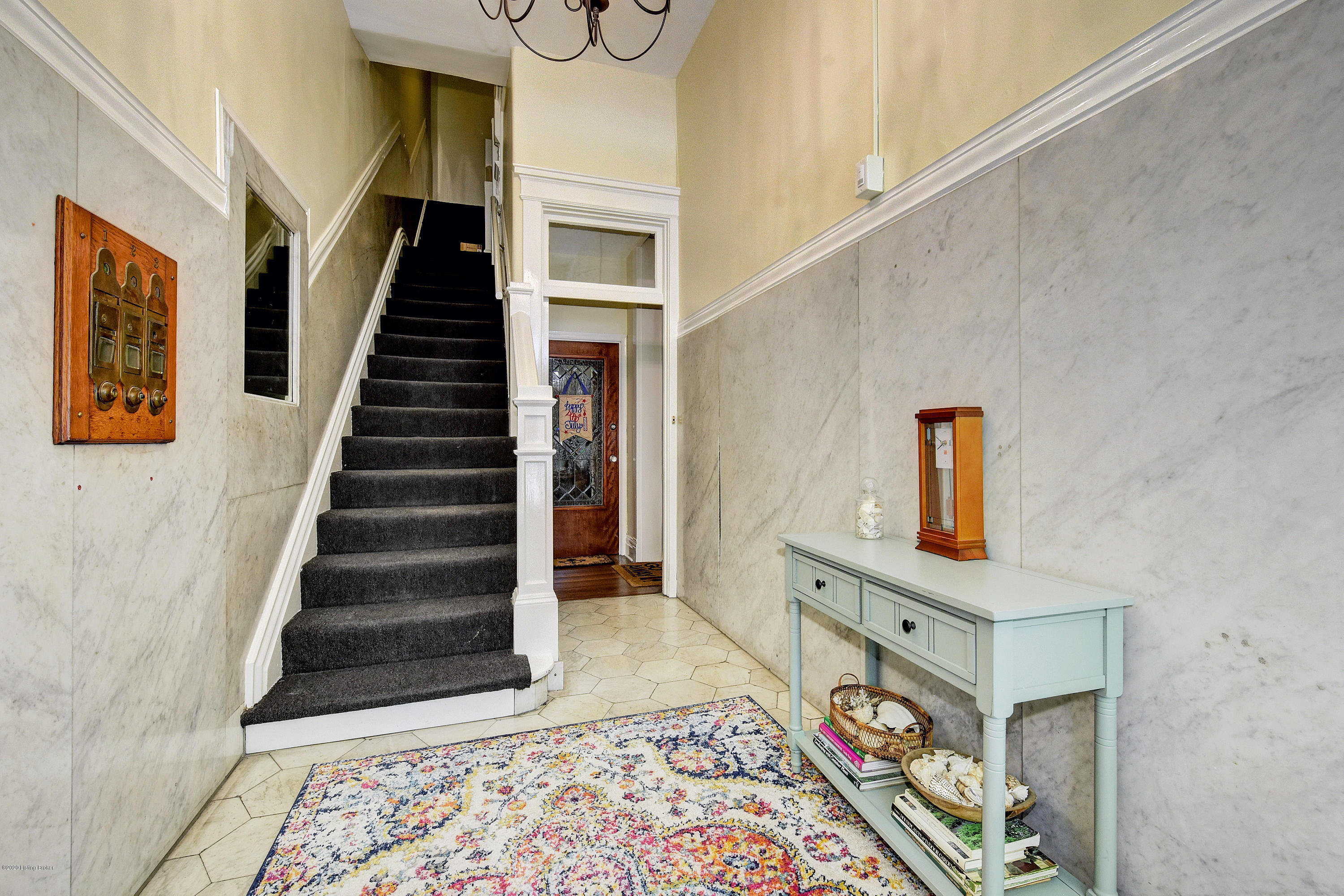 1058 Cherokee Road, Unit 1B Louisville, KY 40204 - Photo 39 of 41 _DSC8056_8_9