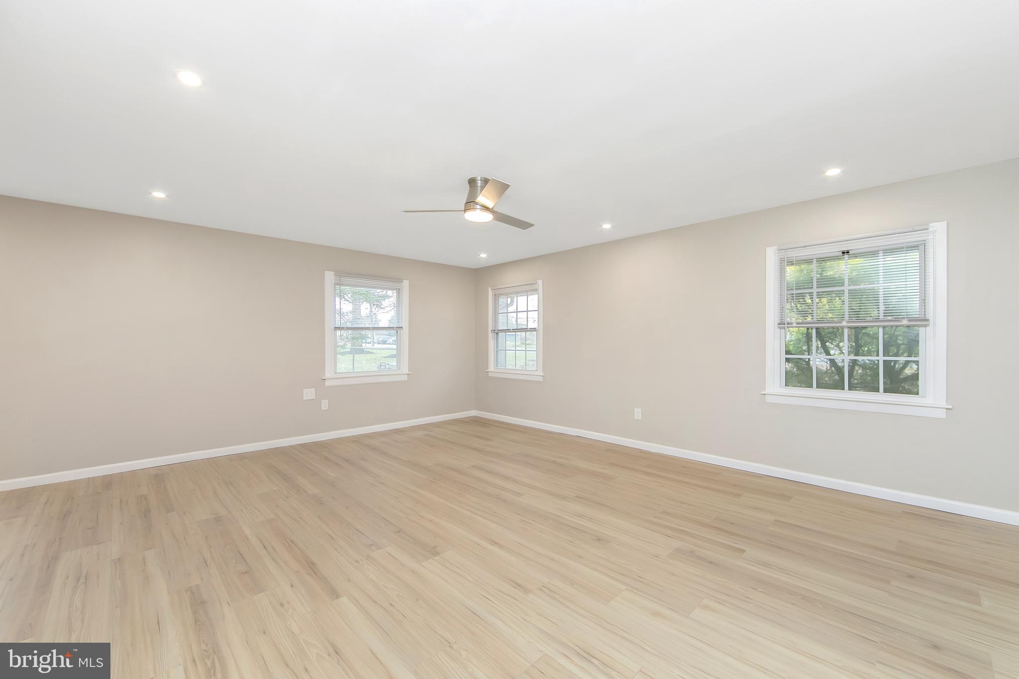 2 South Sunset Road Willingboro, NJ 08046 - Photo 10 of 27