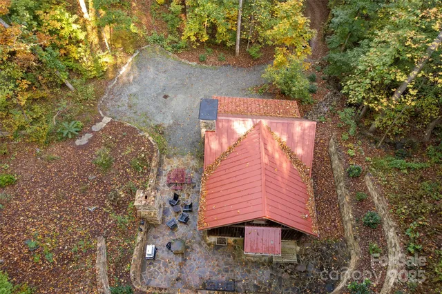 $535,000 | 615 Pollys Mountain Road, Saluda, NC 28773