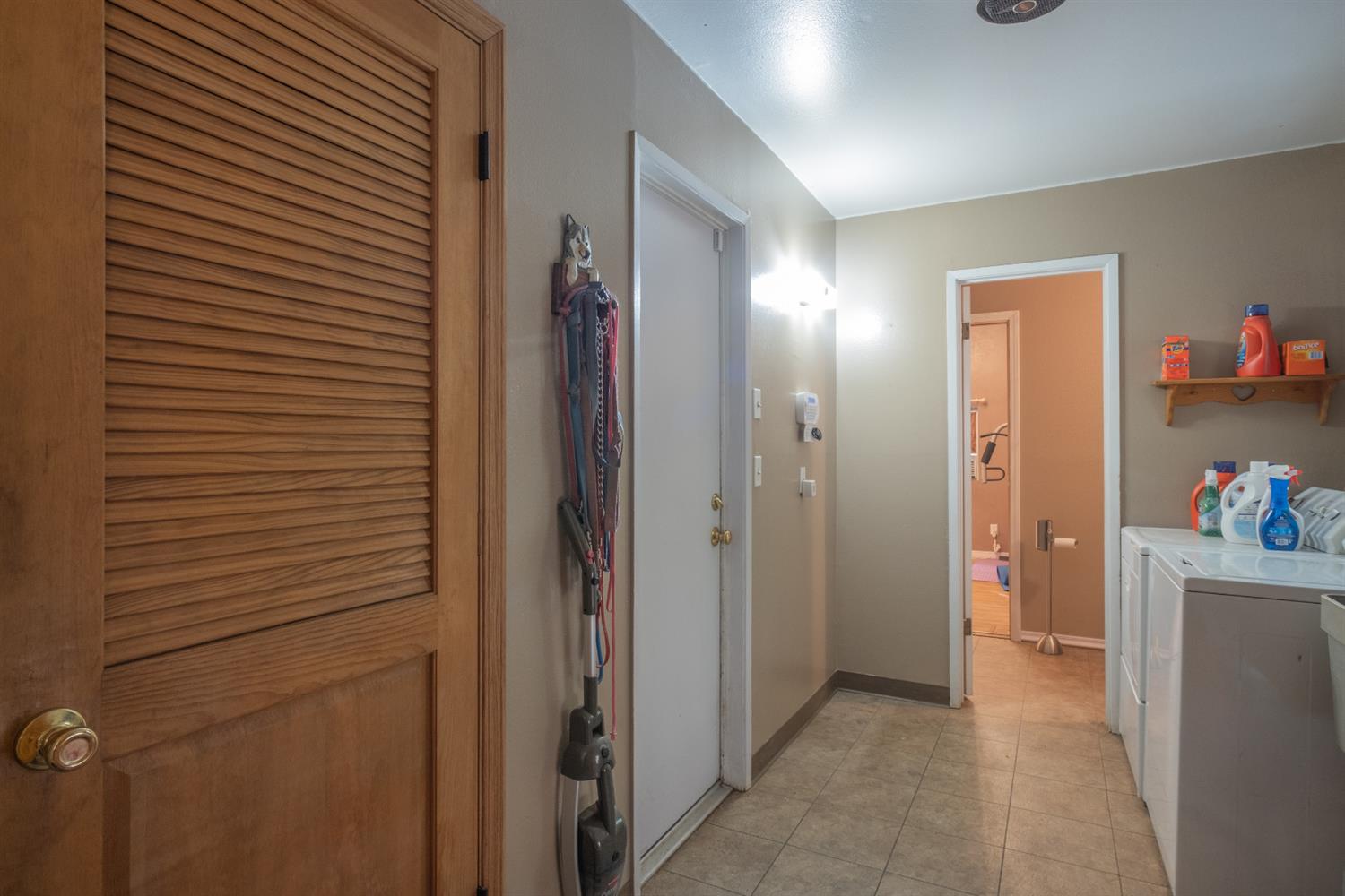 48844 Rock Point Road Oakhurst, CA 93644 - Photo 11 of 24 Gallery Image 11