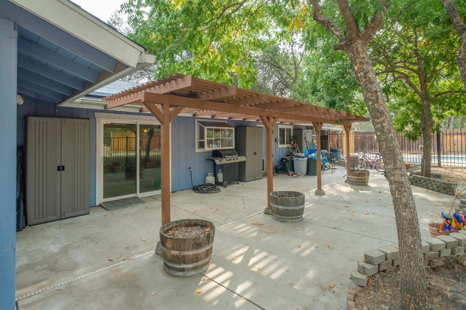 48844 Rock Point Road Oakhurst, CA 93644 - Photo 18 of 24 Gallery Image 18