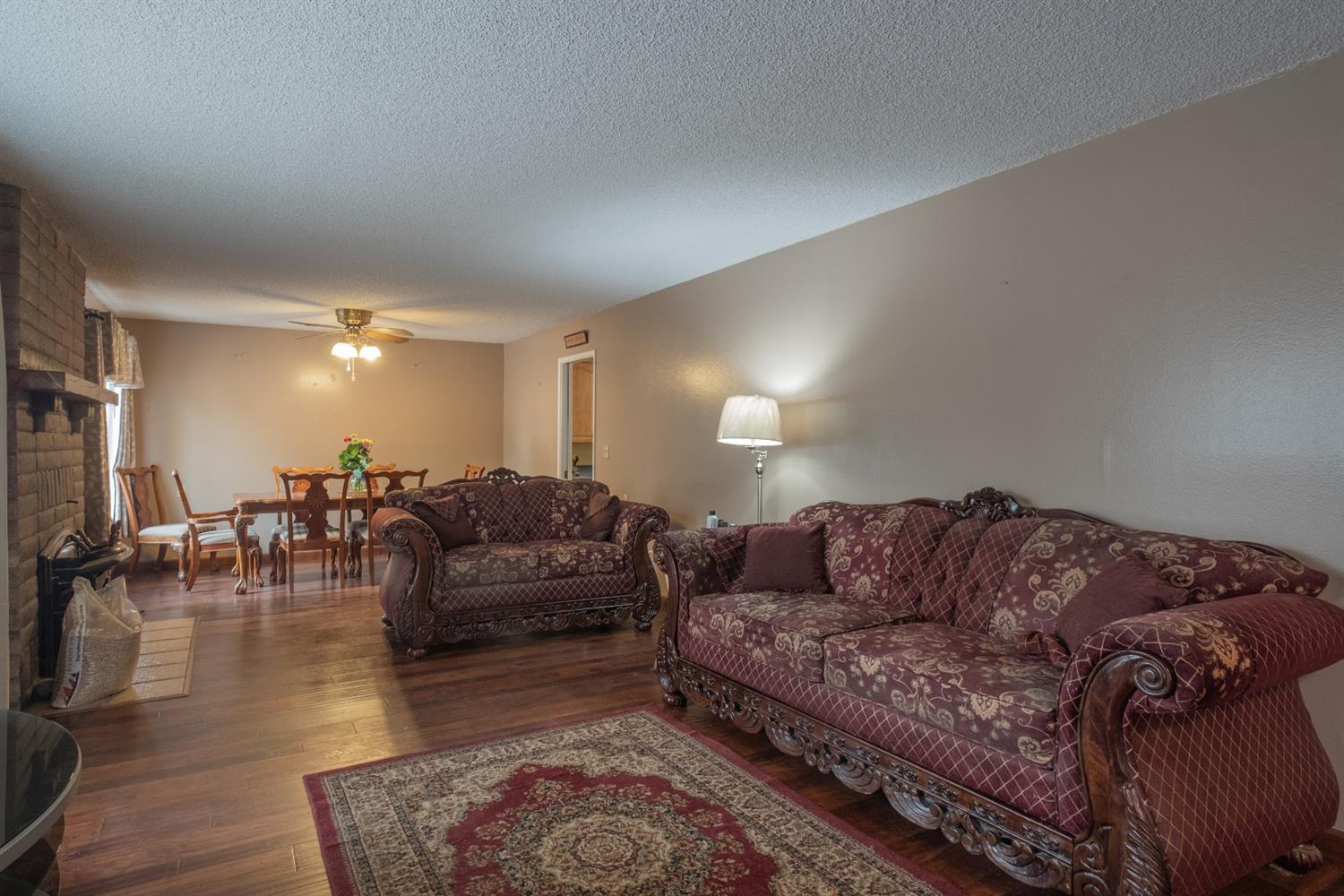 48844 Rock Point Road Oakhurst, CA 93644 - Photo 6 of 24 Gallery Image 6