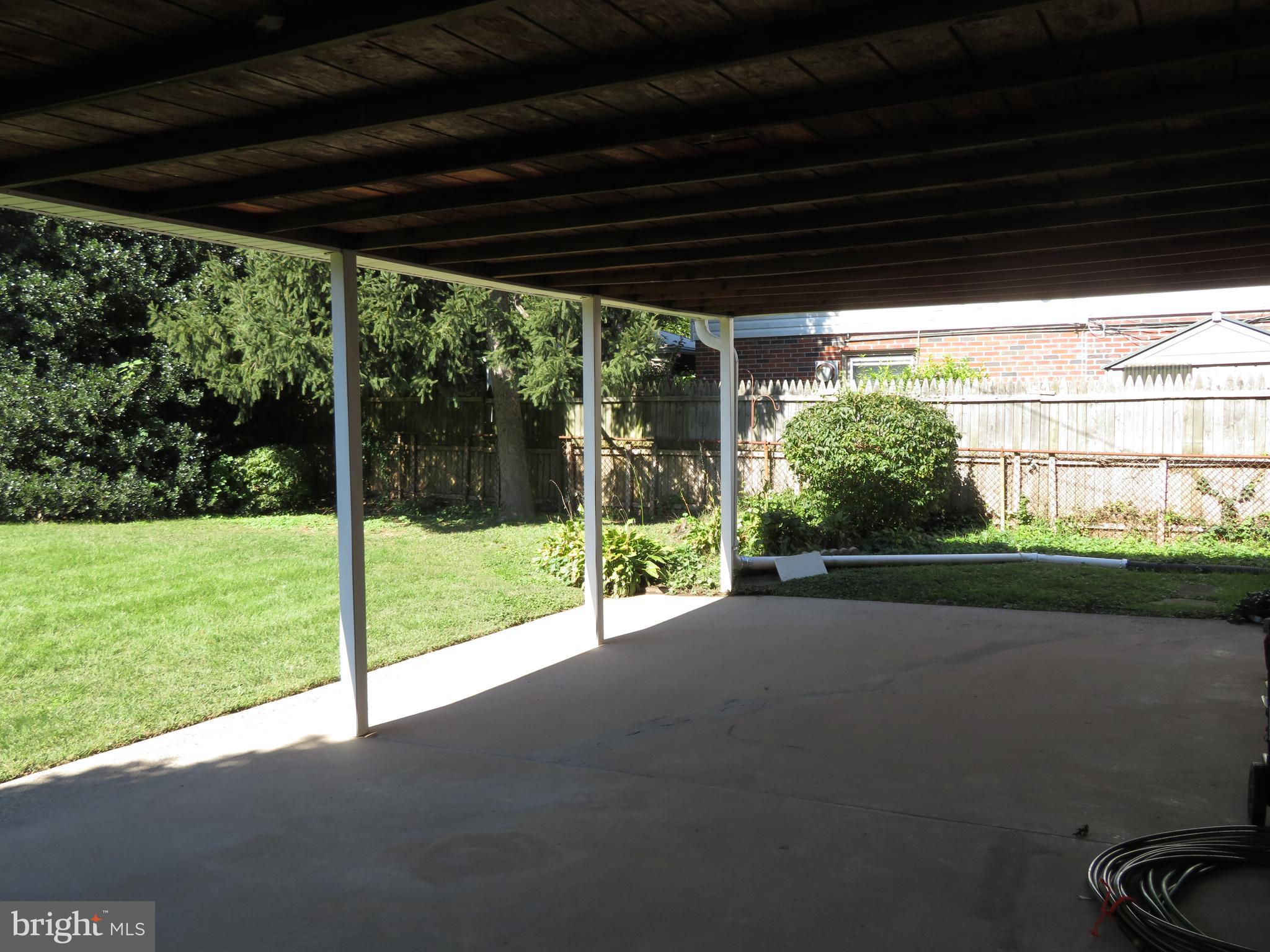 132 Parkview Road Cheltenham, PA 19012 - Photo 4 of 16 Back Porch