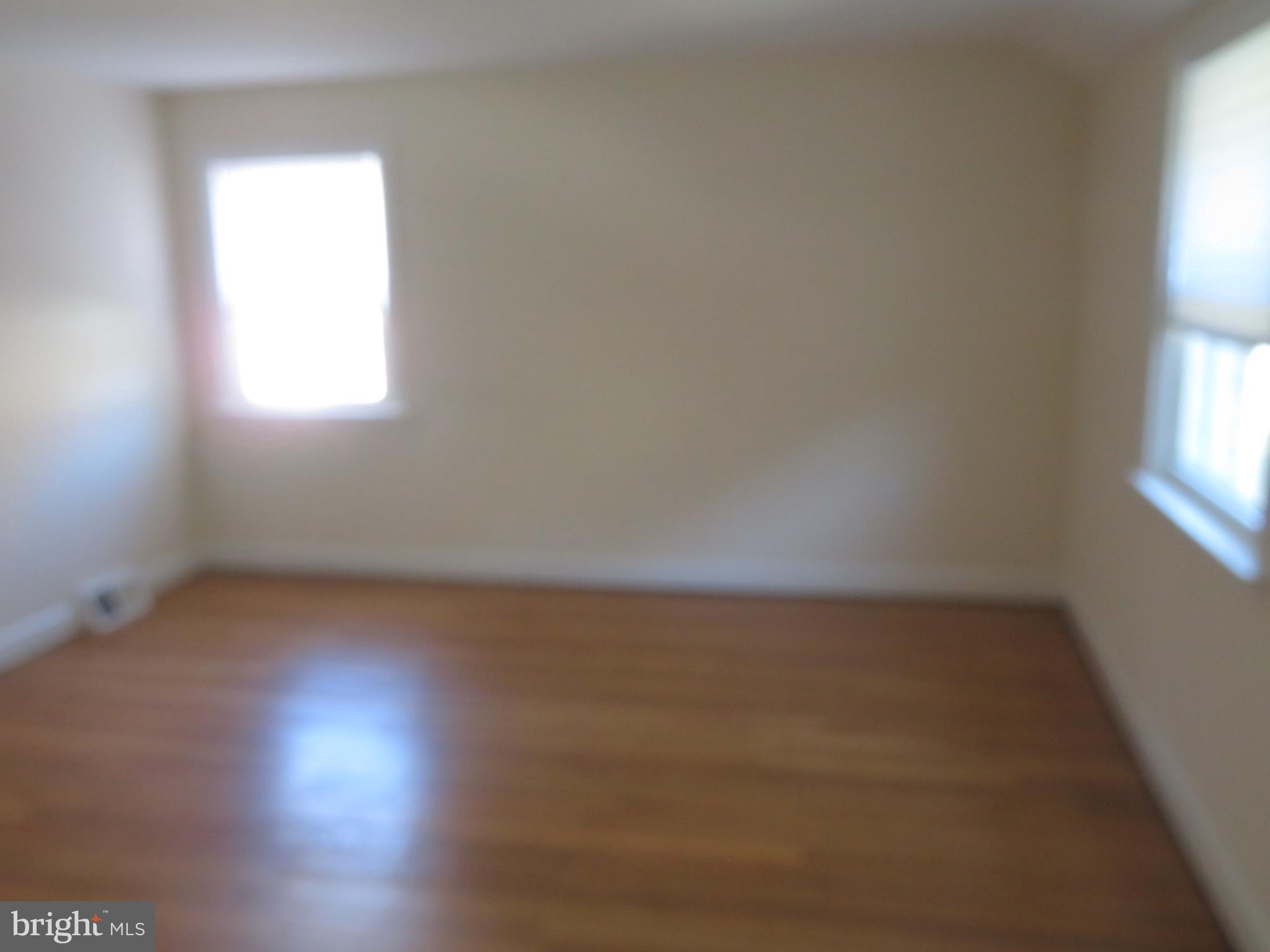 132 Parkview Road Cheltenham, PA 19012 - Photo 10 of 16 Main bedroom