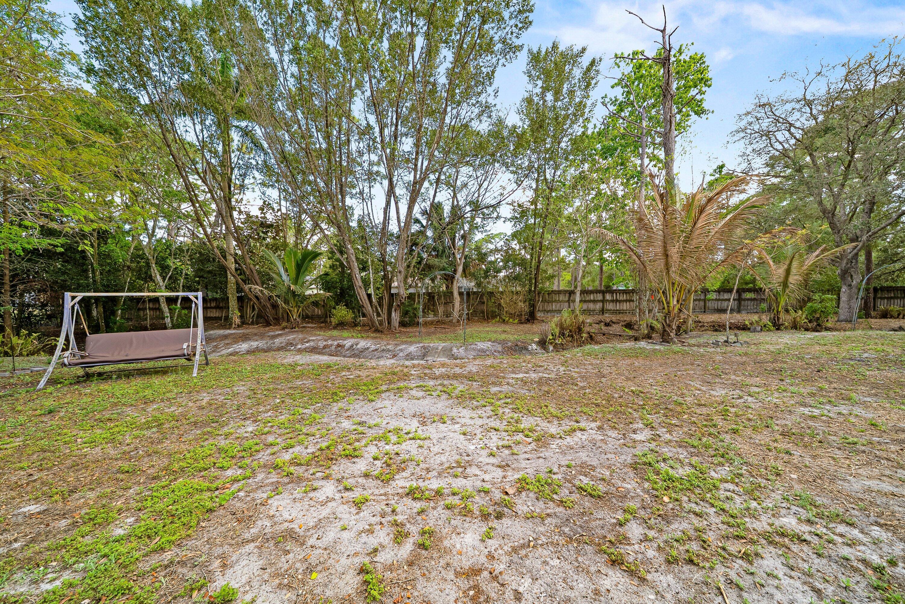 18098 93rd Road North The Acreage, FL 33470 - Photo 35 of 60 035-1809893rdRoadNorth-TheAcreage-FL-334